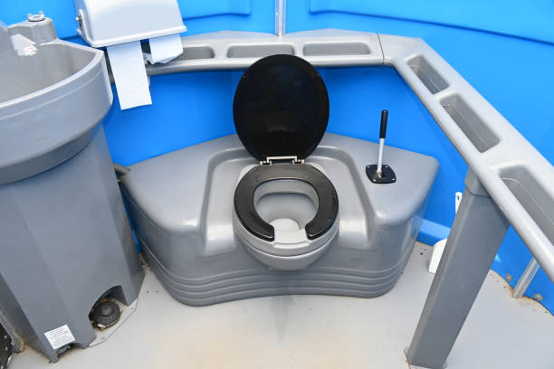Best Emergency porta potty rental  in Fairlea, WV